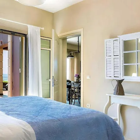 Astounding Seafront Kefalonia 3 Bedrooms Alegria Private Pool&amazing Sea Views Minies Minia