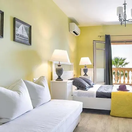 Villa Astounding Seafront Kefalonia 3 Bedrooms Alegria Private Pool&amazing Sea Views Minies