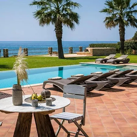 Villa Astounding Seafront Kefalonia 3 Bedrooms Alegria Private Pool&amazing Sea Views Minies Minia